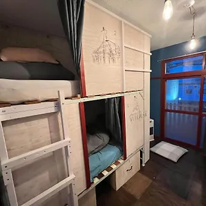 https://toyako-guest-house-ponkotan.hokkaidohotelsjapan.com