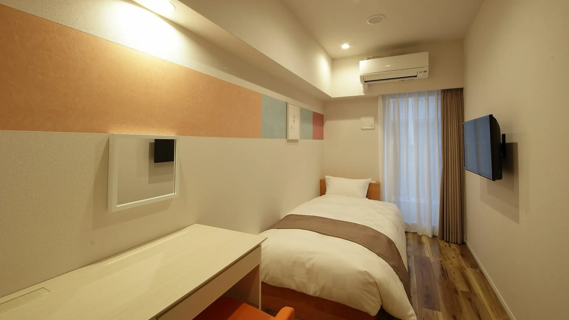 SARASA HOTEL Shin-Ōsaka 4*, Ōsaka